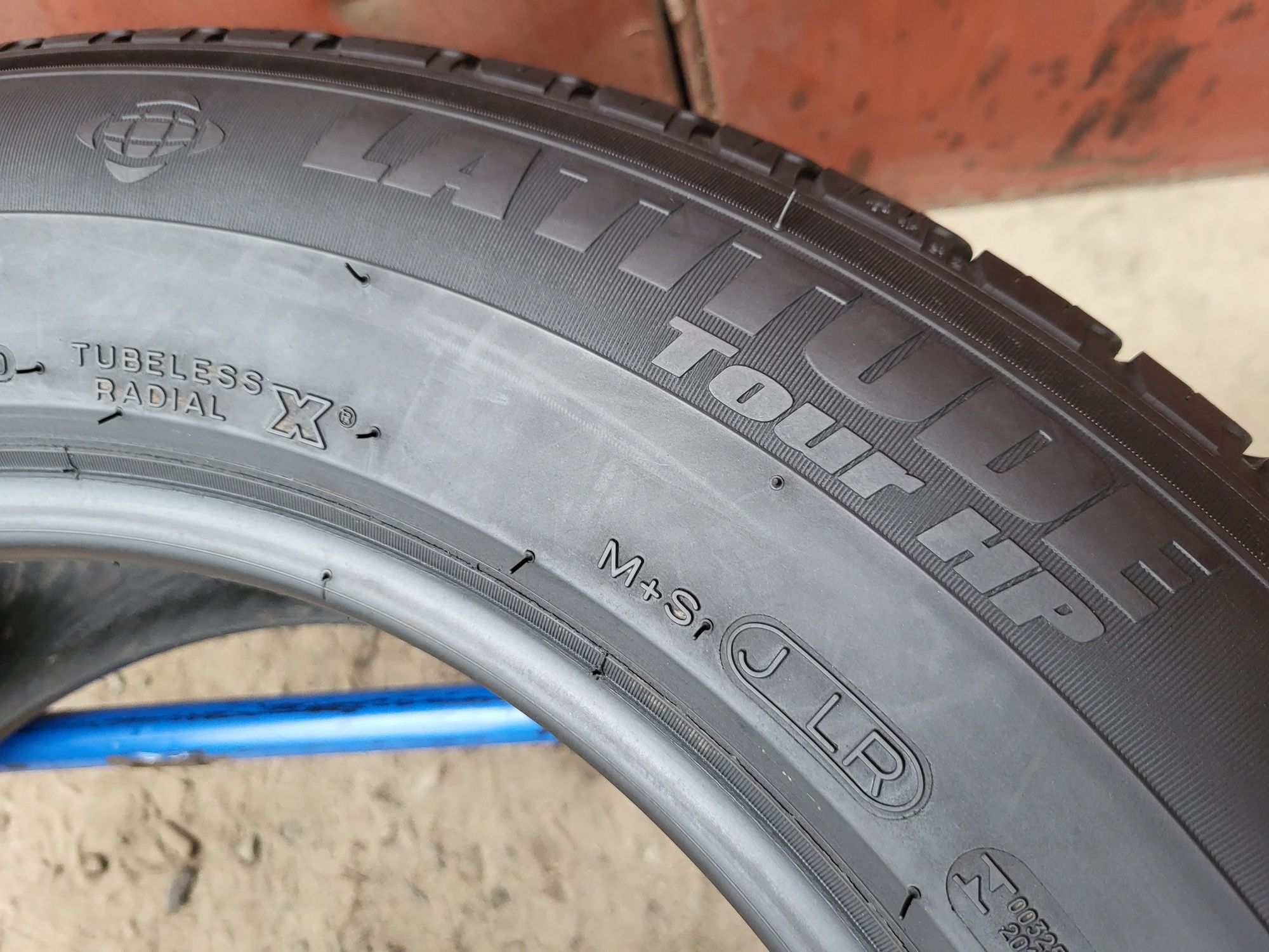 235/60/18 R18 Michelin Latitude Tour HP 4шт ціна за 1шт літо шини