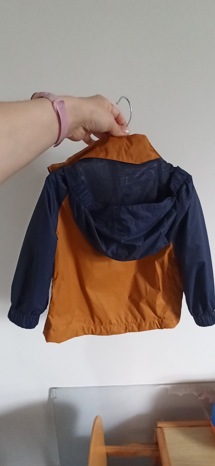 Дитяча куртка на 2-3 роки
