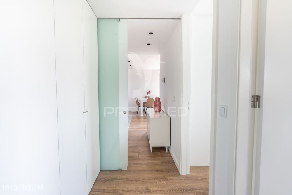 Apartamento T2, Seminovo - Ferreiros, Amares