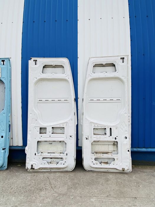 Дверь задняя Спринтер 906 двері задні Крафтер в зборі Sprinter разборк