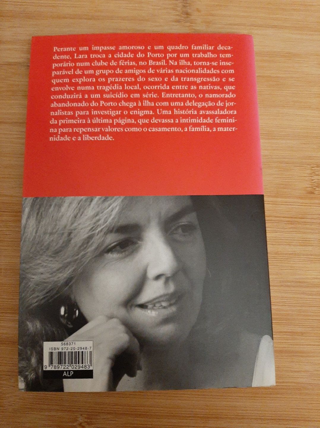 Livro "Não me contes o fim " Rita Ferro