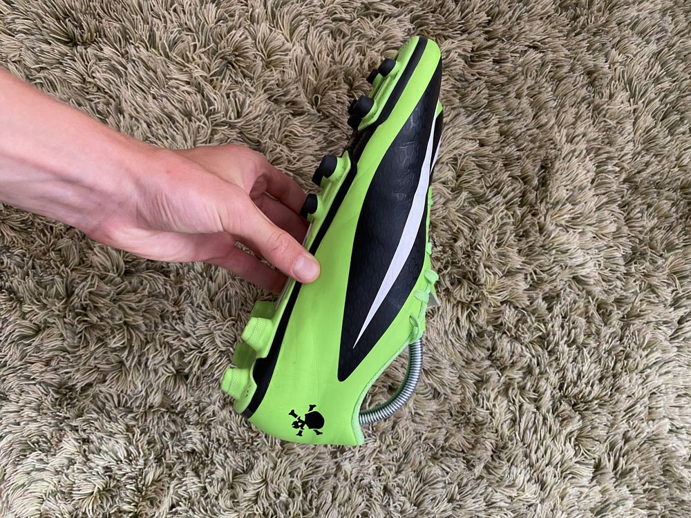 Футбольні буци Nike HyperVenom Phelon FG