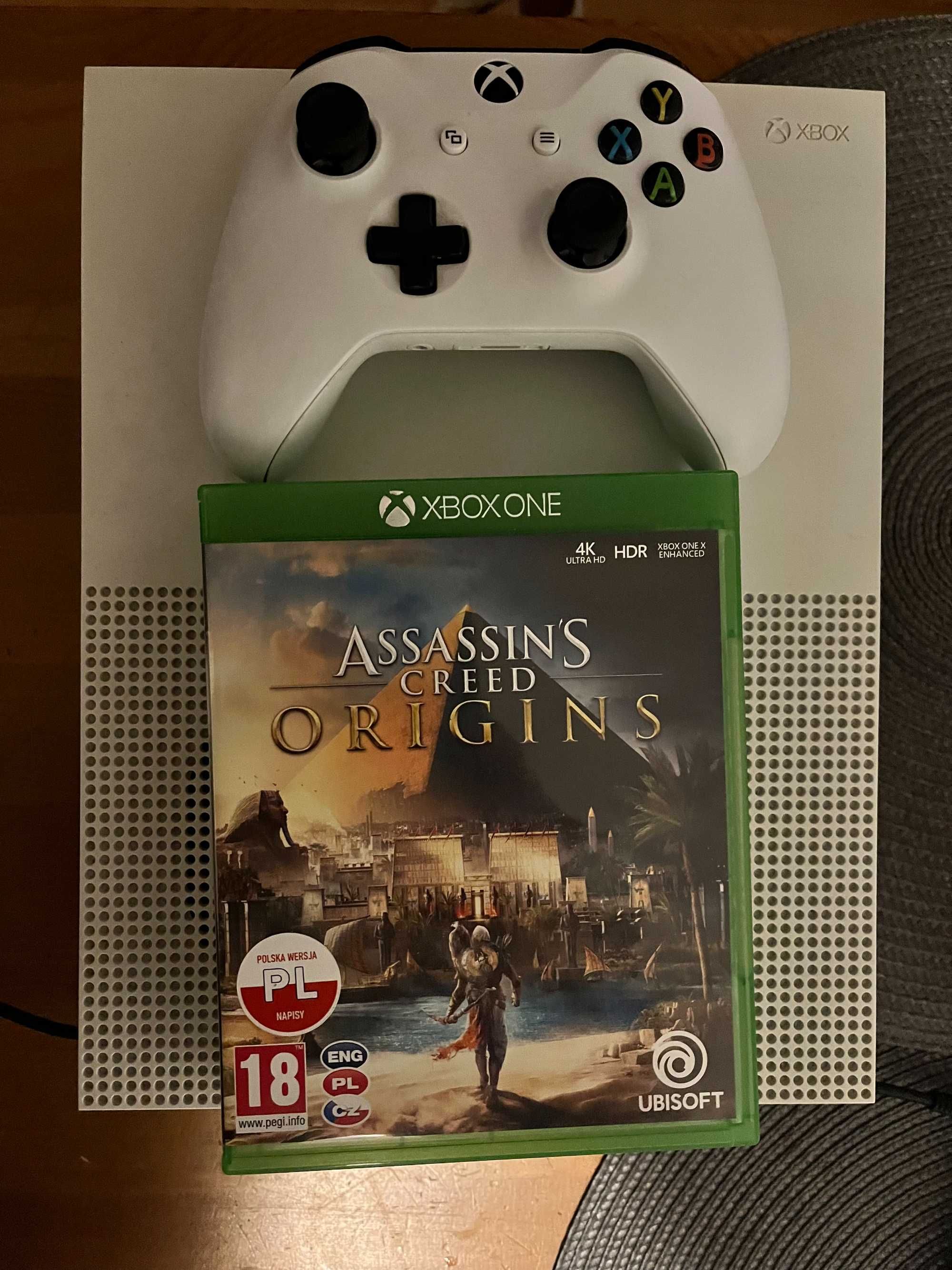 Xbox One S 1TB + pad + gry