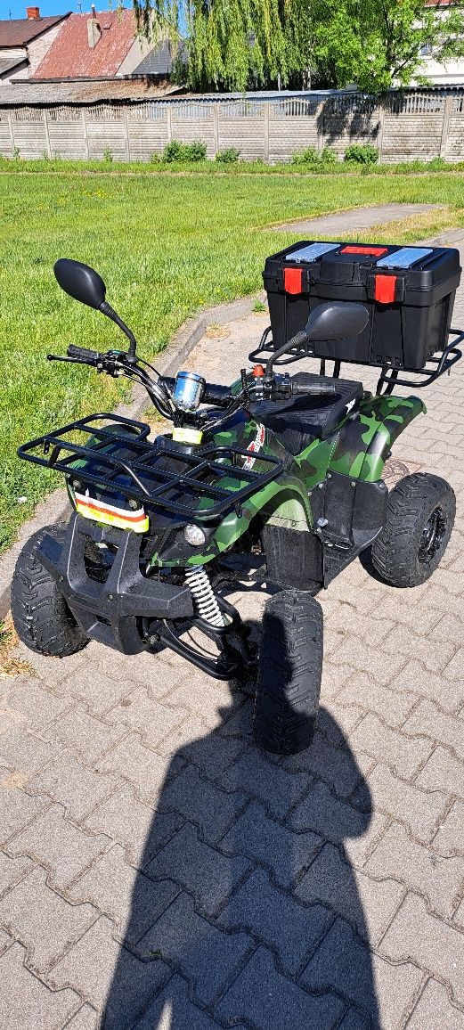 Quad spalinowy 125cm3 automat 1+1 koła 7 cali; jak nowy!!! Super stan!