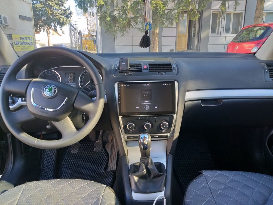 Продам SKODA OCTAVIA A5 1.6 TDI 2010