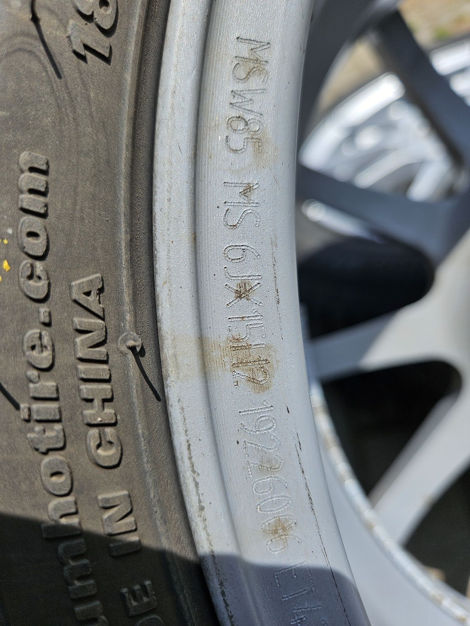 15 4x100 Felgi aluminiowe Hyundai Kia