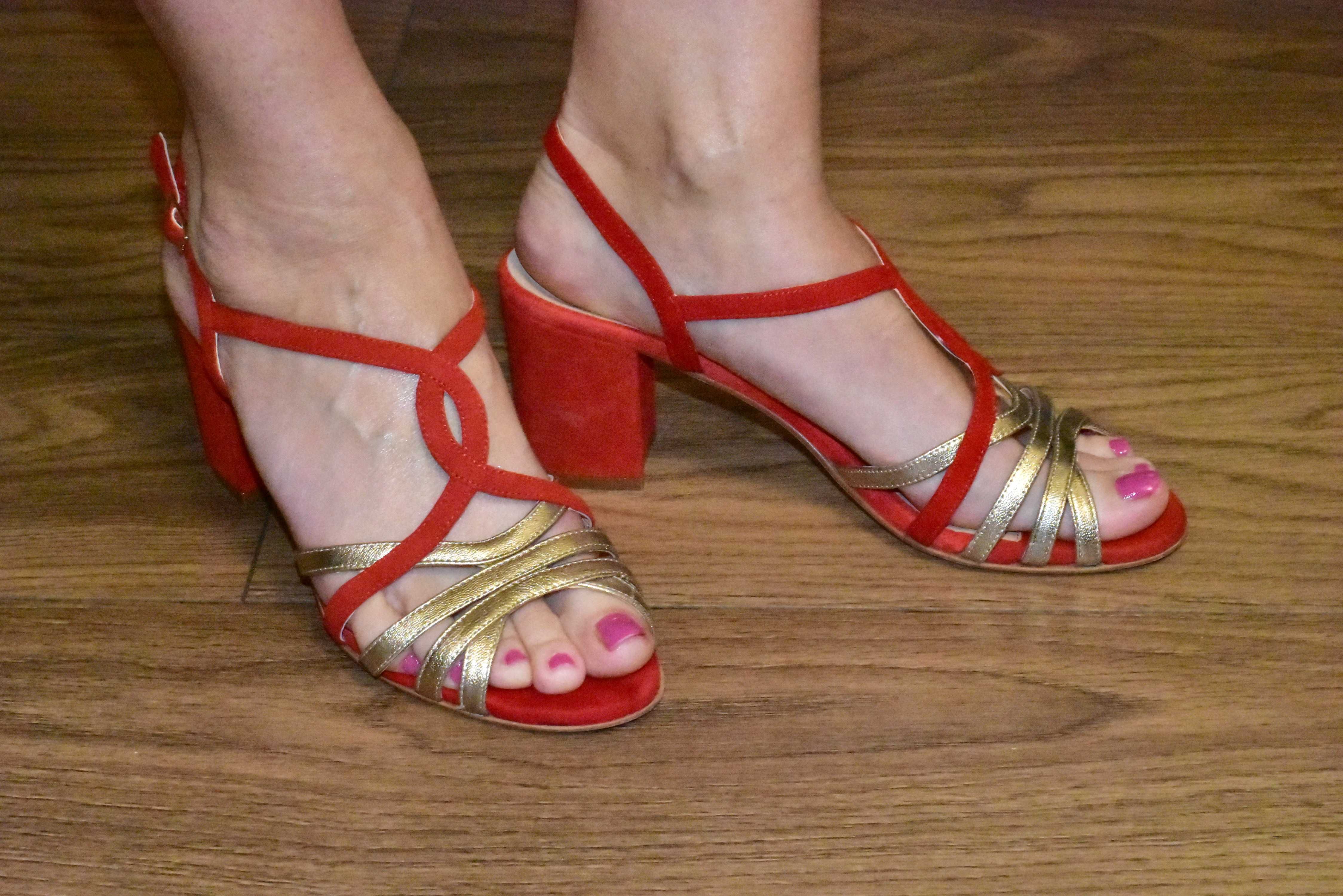 Sandały skórzane Pierre Cardin roz. 40 czerwono-złote