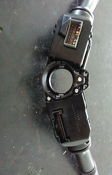 Conjunto / manetes de luzes e limpa vidros KIA Rio III (UB)