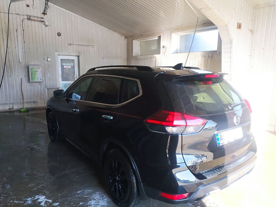 Нісан Рог 2017р.