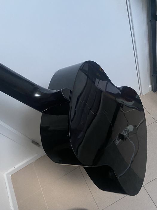 Guitarra Clássica como nova