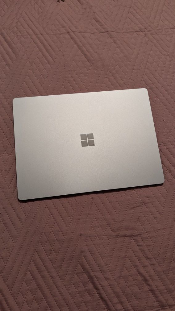 Ноутбук Microsoft Surface Laptop 4  стильний, тонкий і потужний