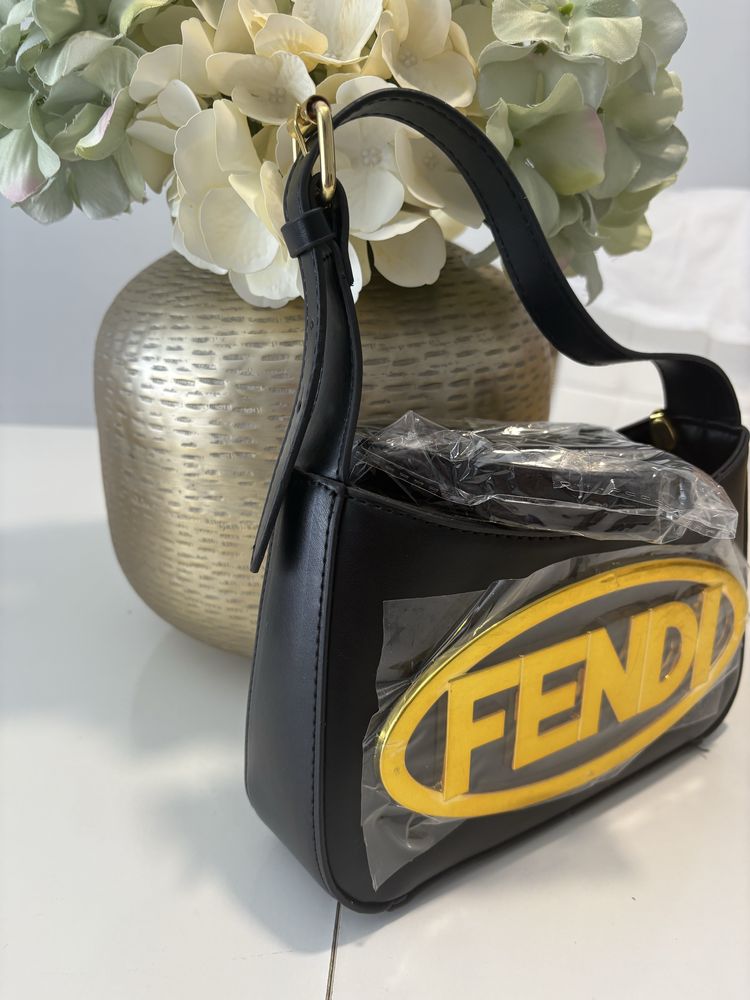 Mala Fendi Nova