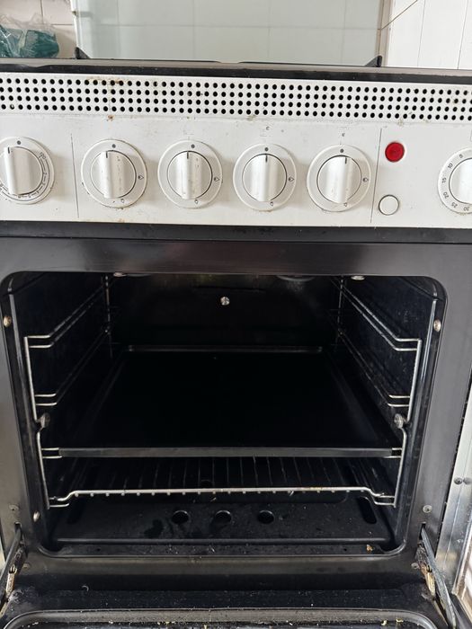 Fogão + forno eletrico