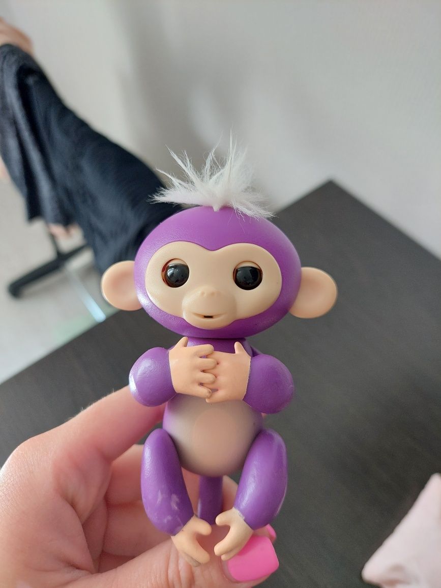 Інтерактивна мавпочка Fingerlings Оригінал WowWee