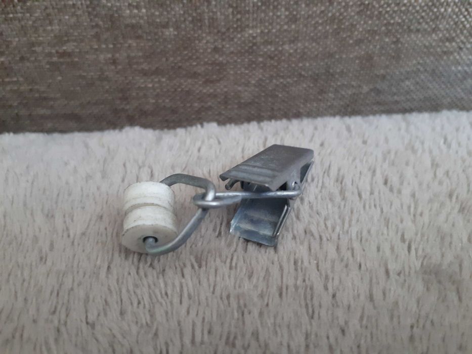Żabki karnisza alu PRL 41 szt. komplet