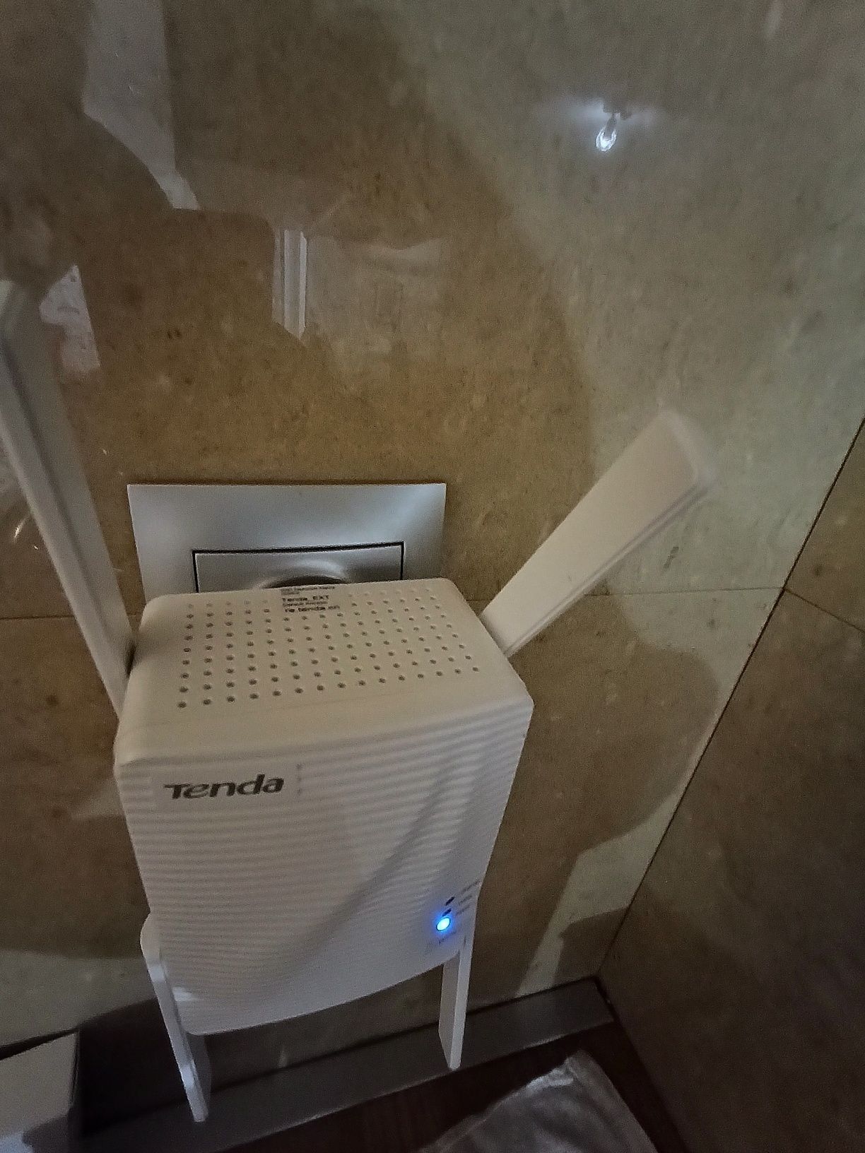 Wzmacniacz wi-fi repetier Tenda A21 dualBand