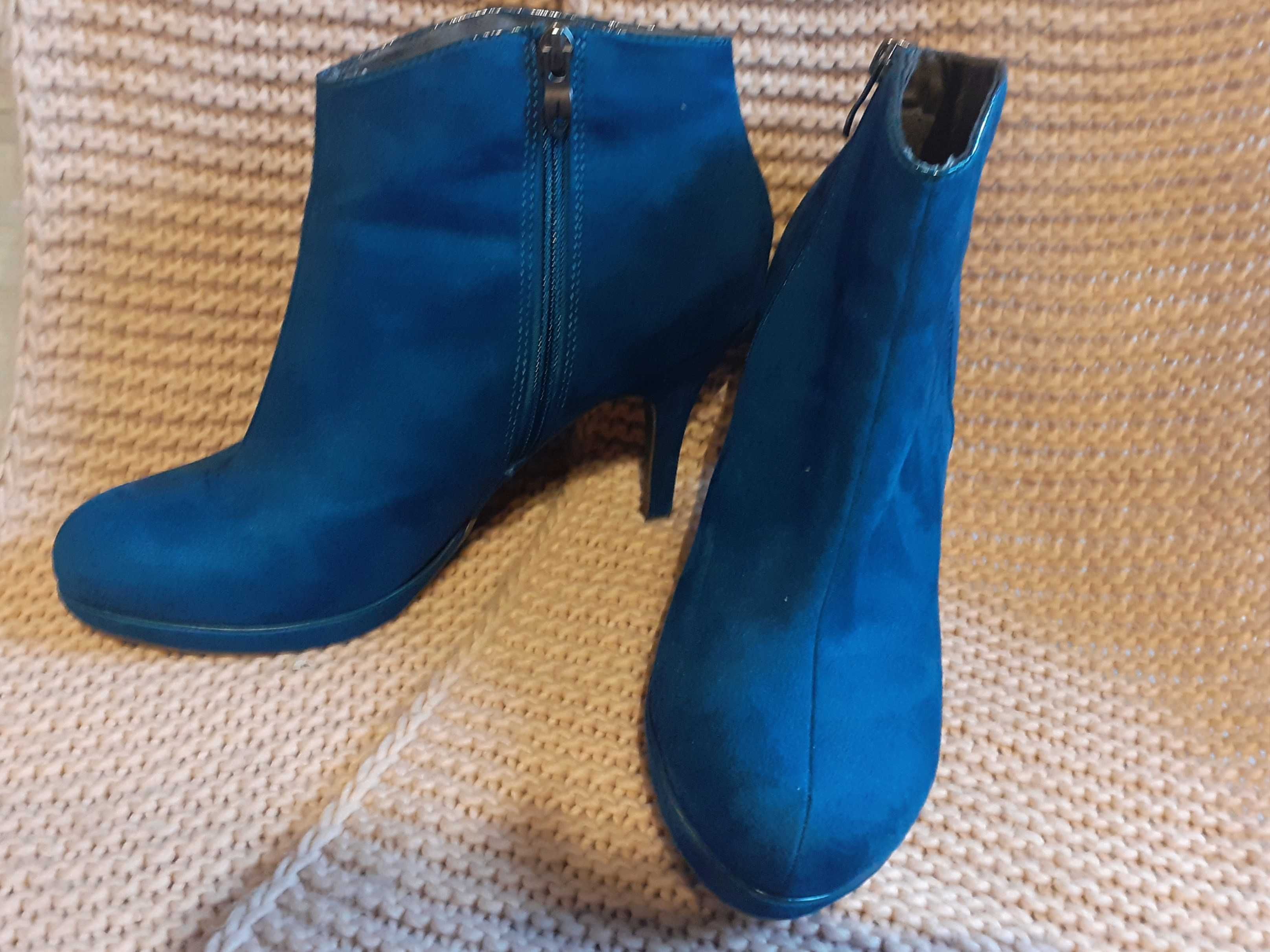 TAMARIS eleganckie botki na obcasie  41
