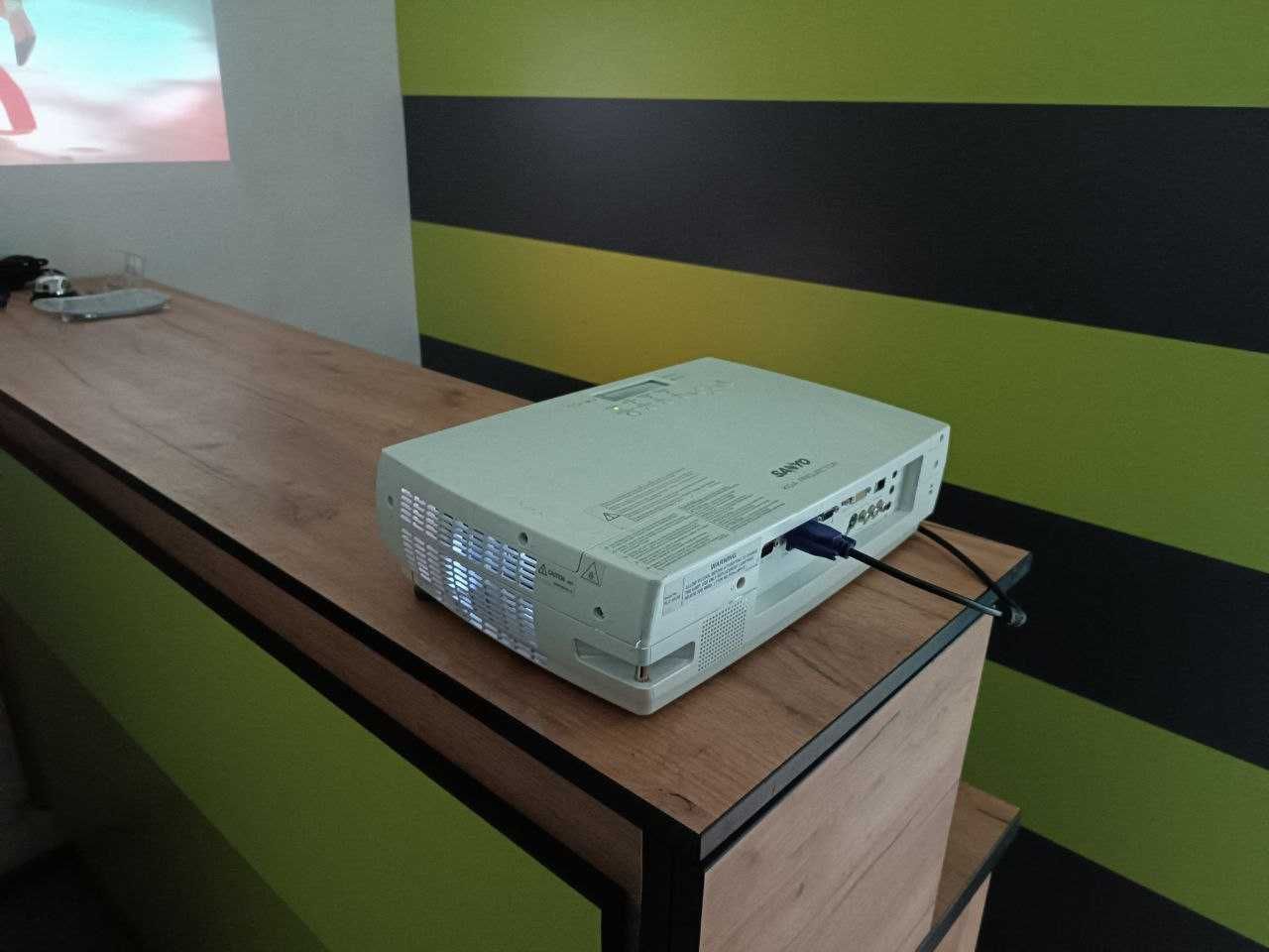 Проектор Sanyo PLC-XC56