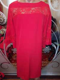 Платье новое красного цвета