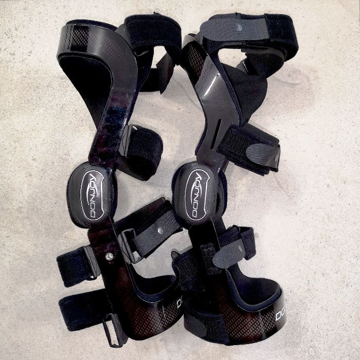 Ortezy motocyklowe kolanowe DonJoy Fullforce L z zegarem