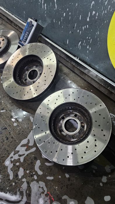 Тормозные диски Мерседес w213