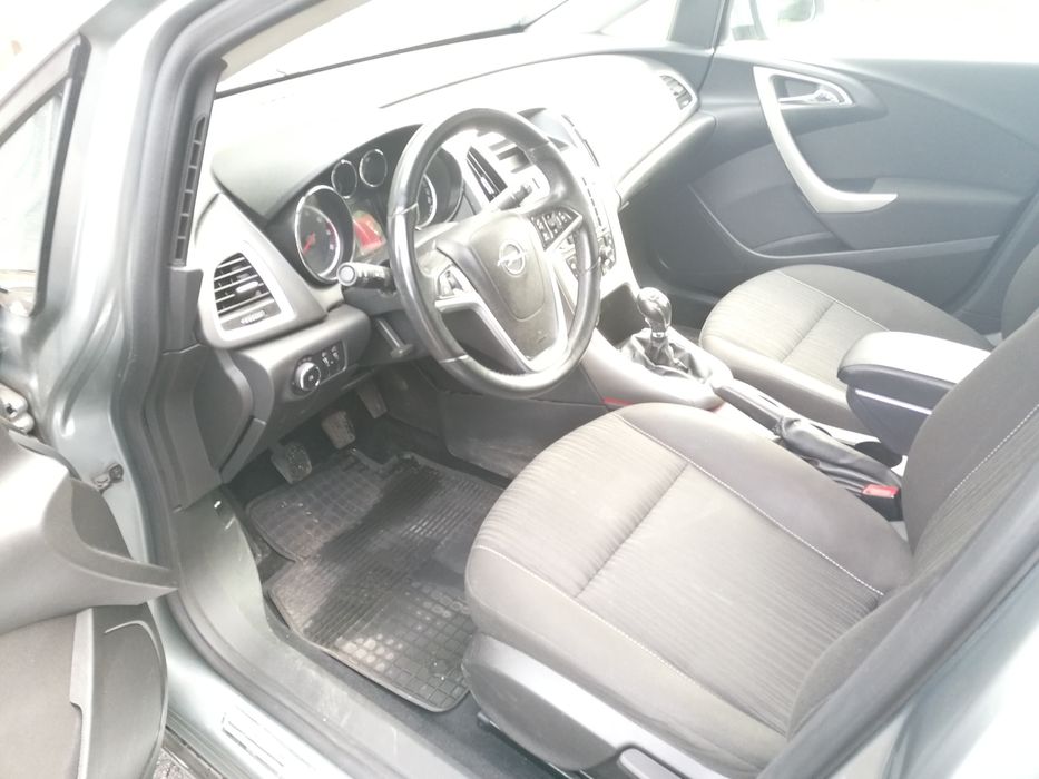 Sprzedam Opel Astra j