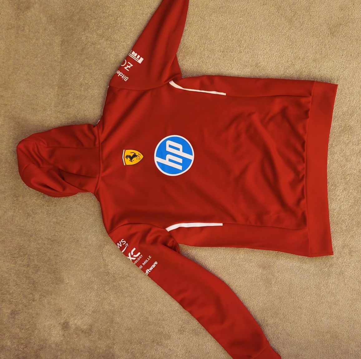 Casaco Ferrari tamanho M
