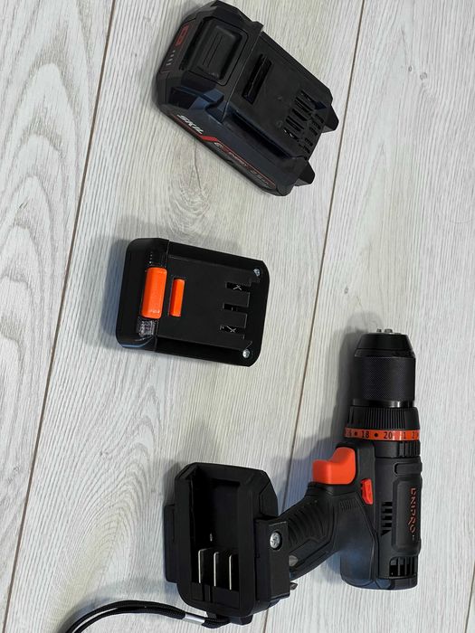 Адаптер перехідник з інструменту Dnipro m на акб Skil 3д друк