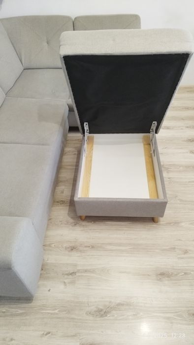 Rogówka, narożnik z funkcją spania uszkodzona