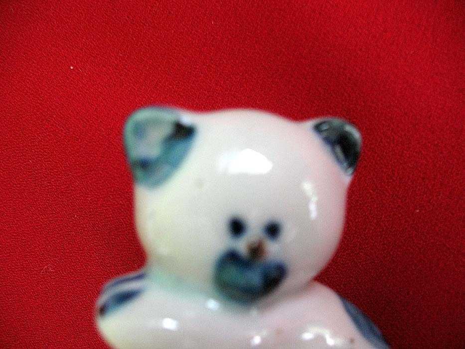 Kot - figurka z porcelany biało niebieskiej - 3,5 x 7 x 3 cm Rzadkość