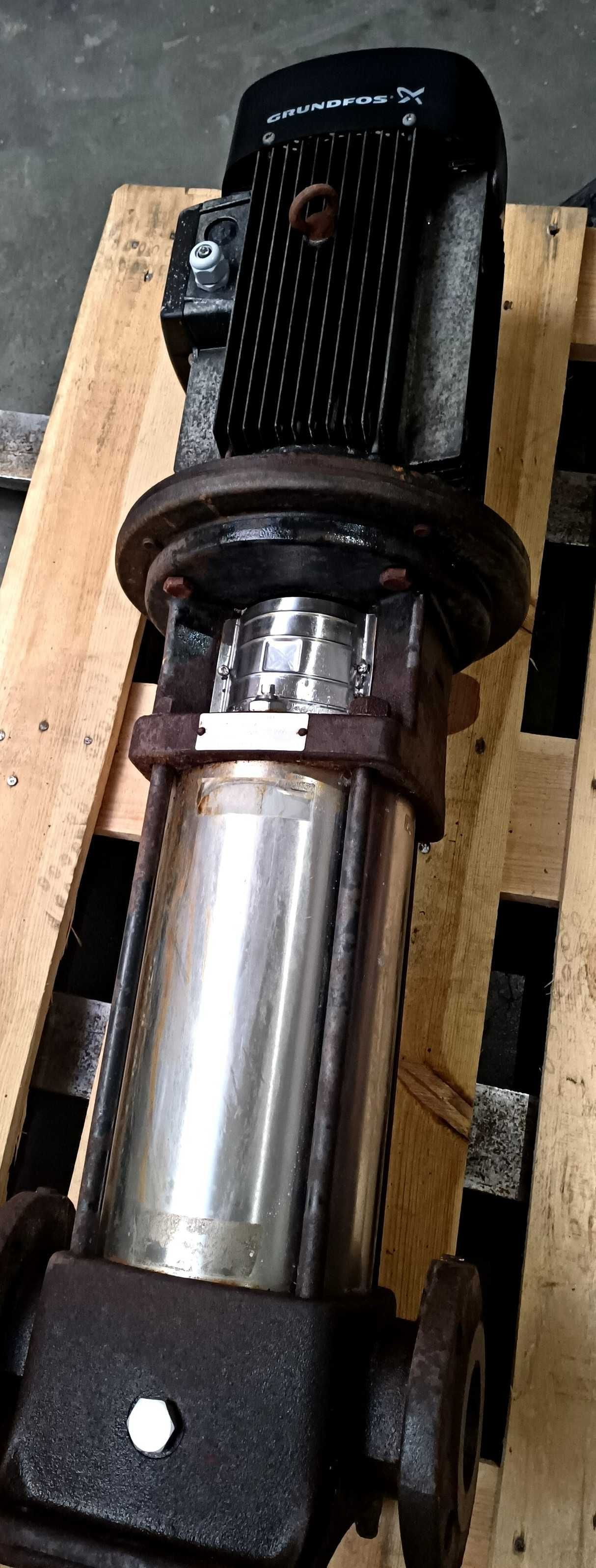 Pompa pionowa Grundfos CR16-60 A-F-A-AUUE       5,5KW