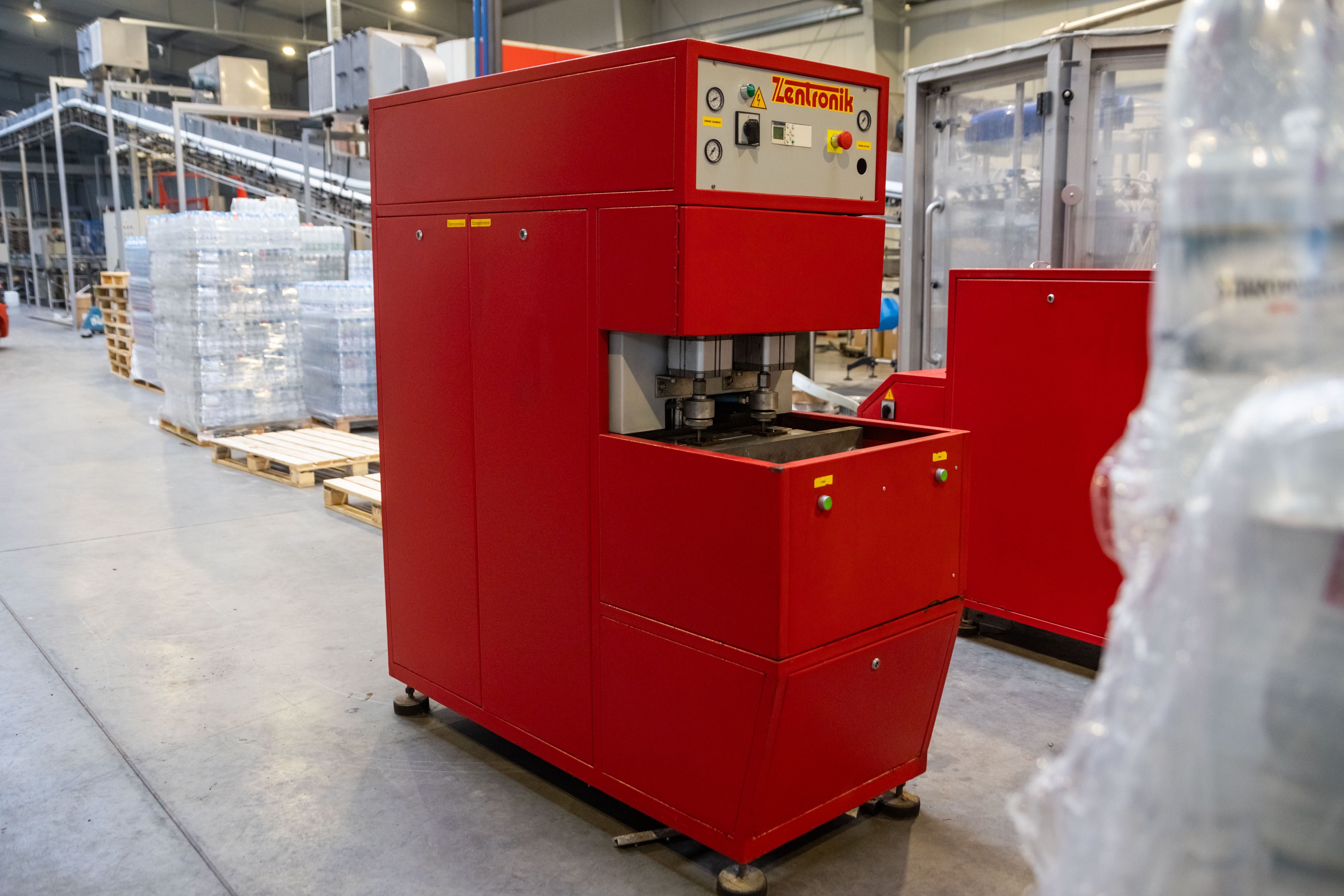 Wydmuchiwarka PET pół-automatyczna Zentronik ZR - 7