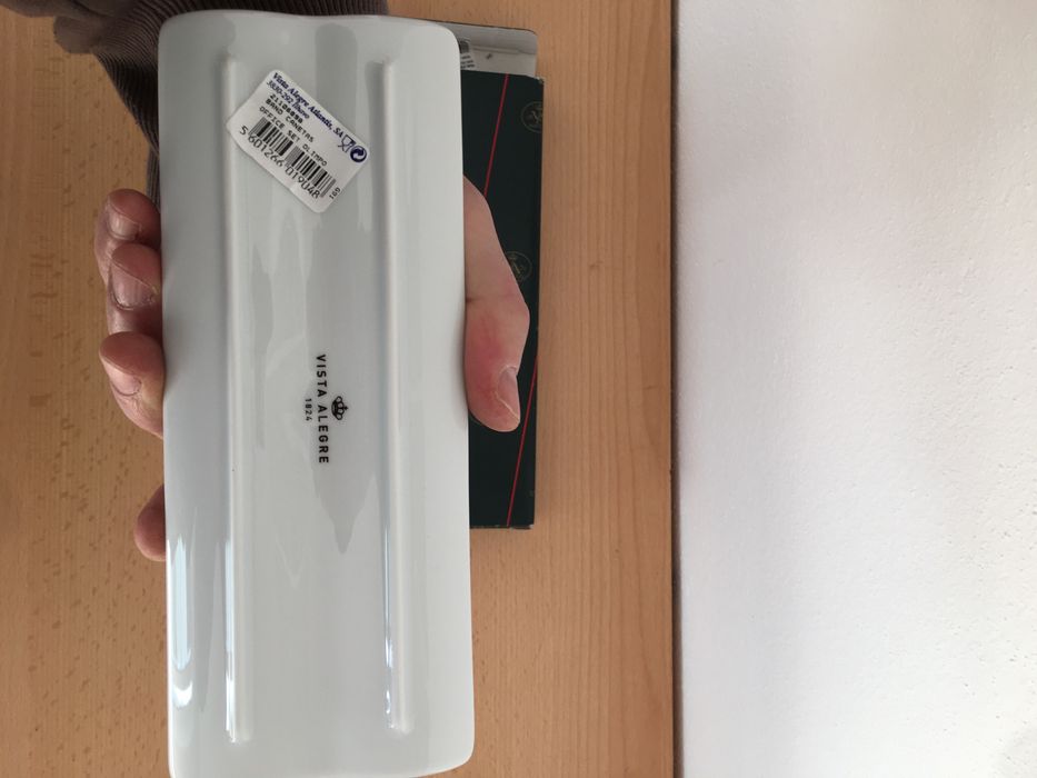 Pousa canetas vista alegre