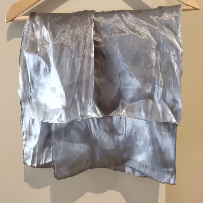 Écharpes seda ou outros tecidos