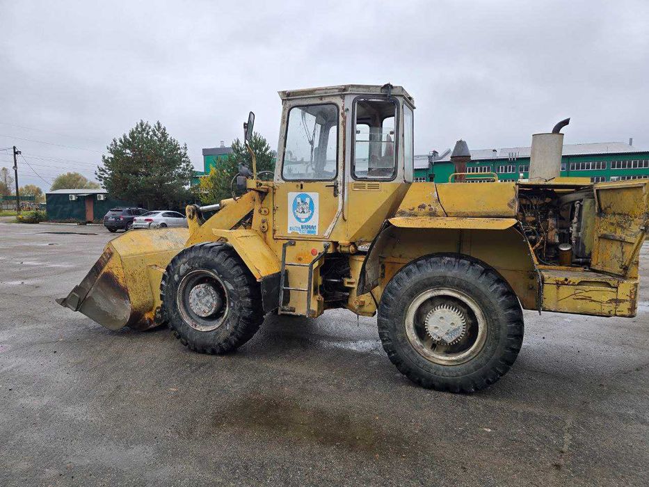 Фронтальний навантажувач LIEBHERR L521