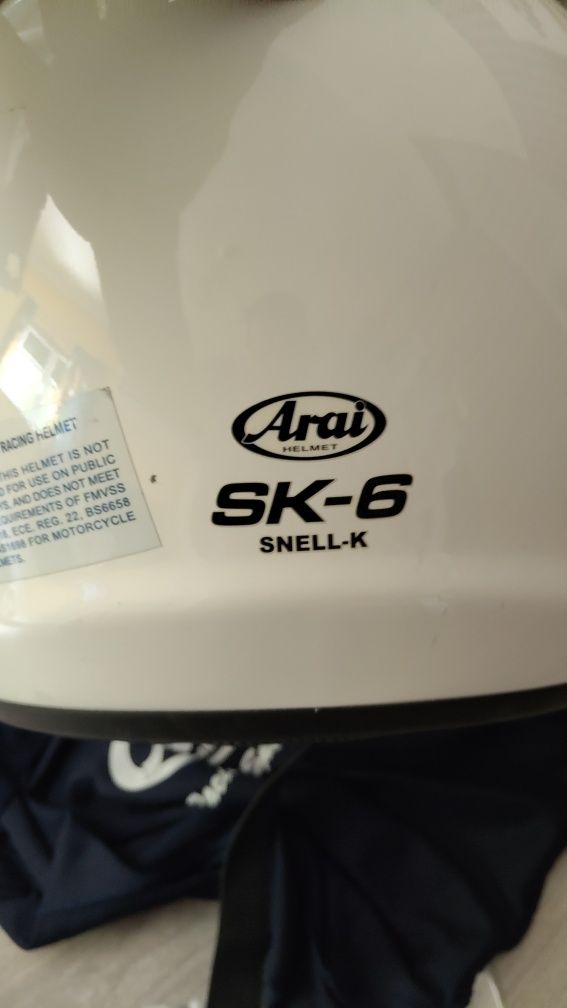 Capacete arai sk6 karting