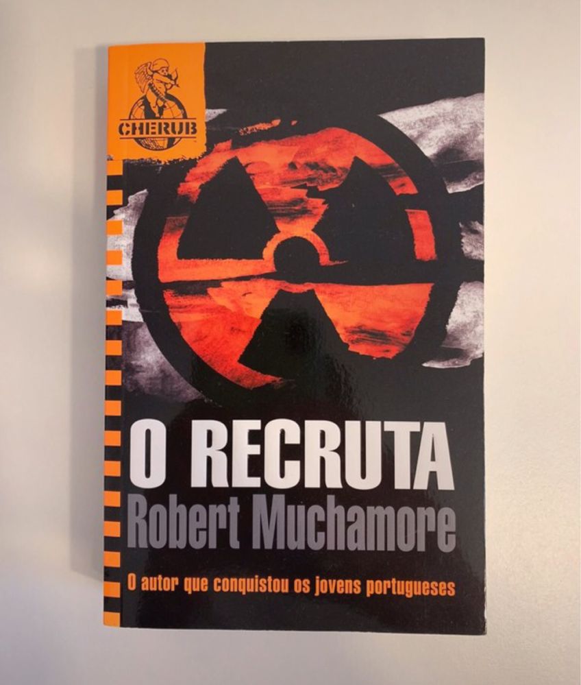 Livro juvenil “o recruta “