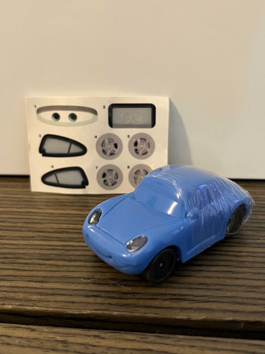 Brinquedo do Filme "Cars" - Sally Carrera