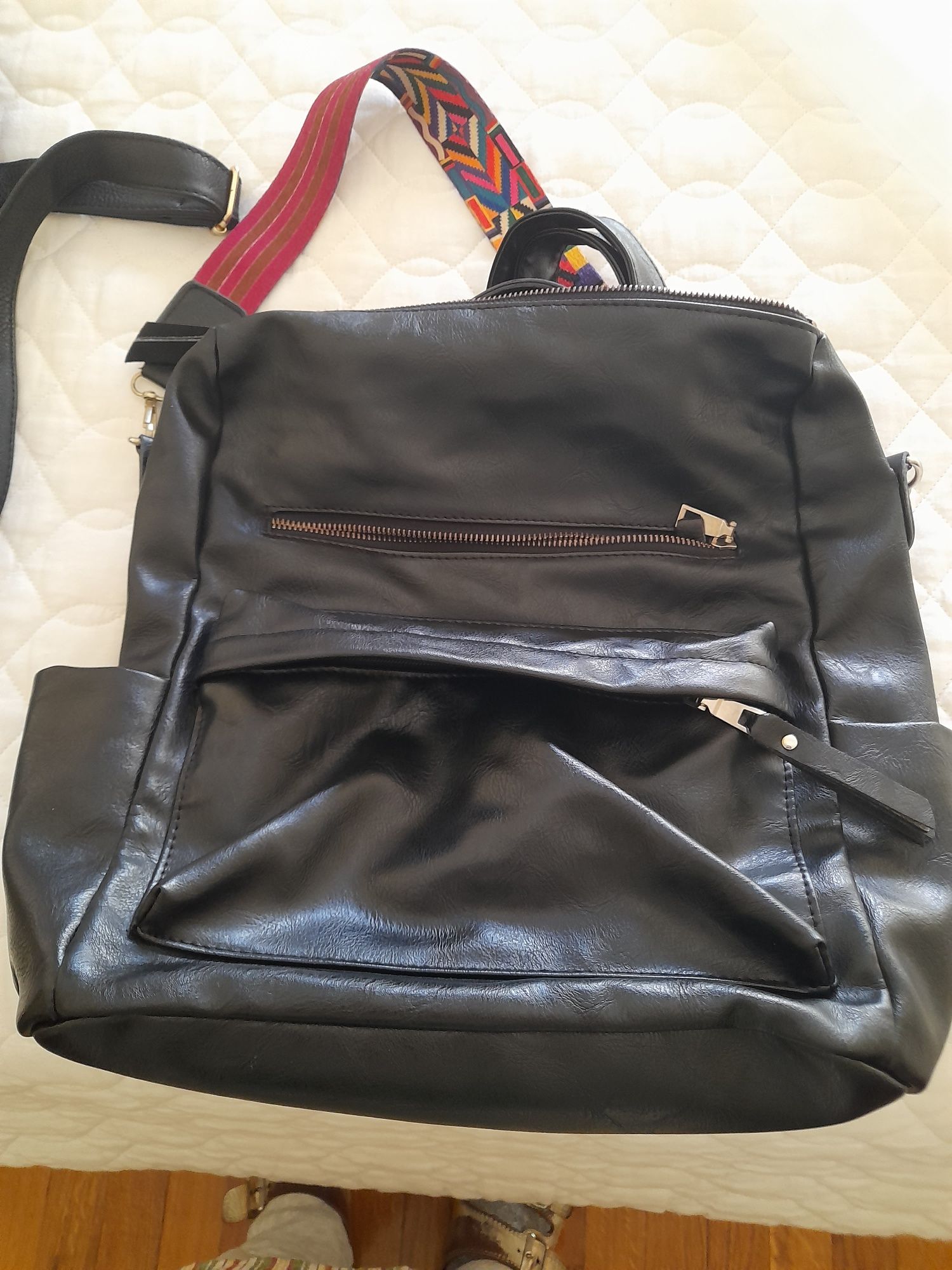 Mochilas Boas pretas