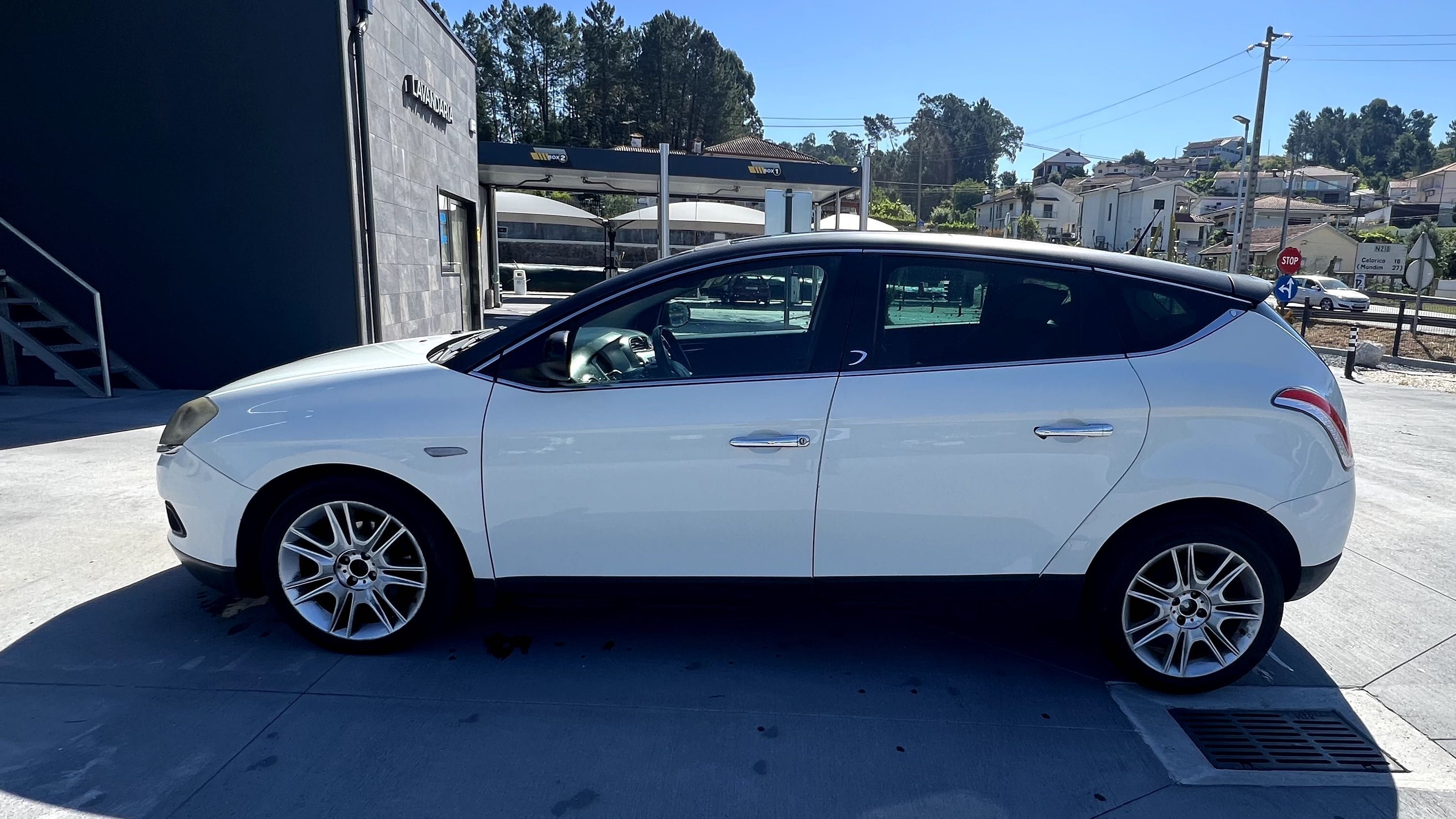 Lancia delta 1.6 M-Jet de 09