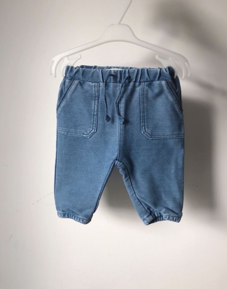 Miękkie spodnie denim jeans Zara mini 62 cm
