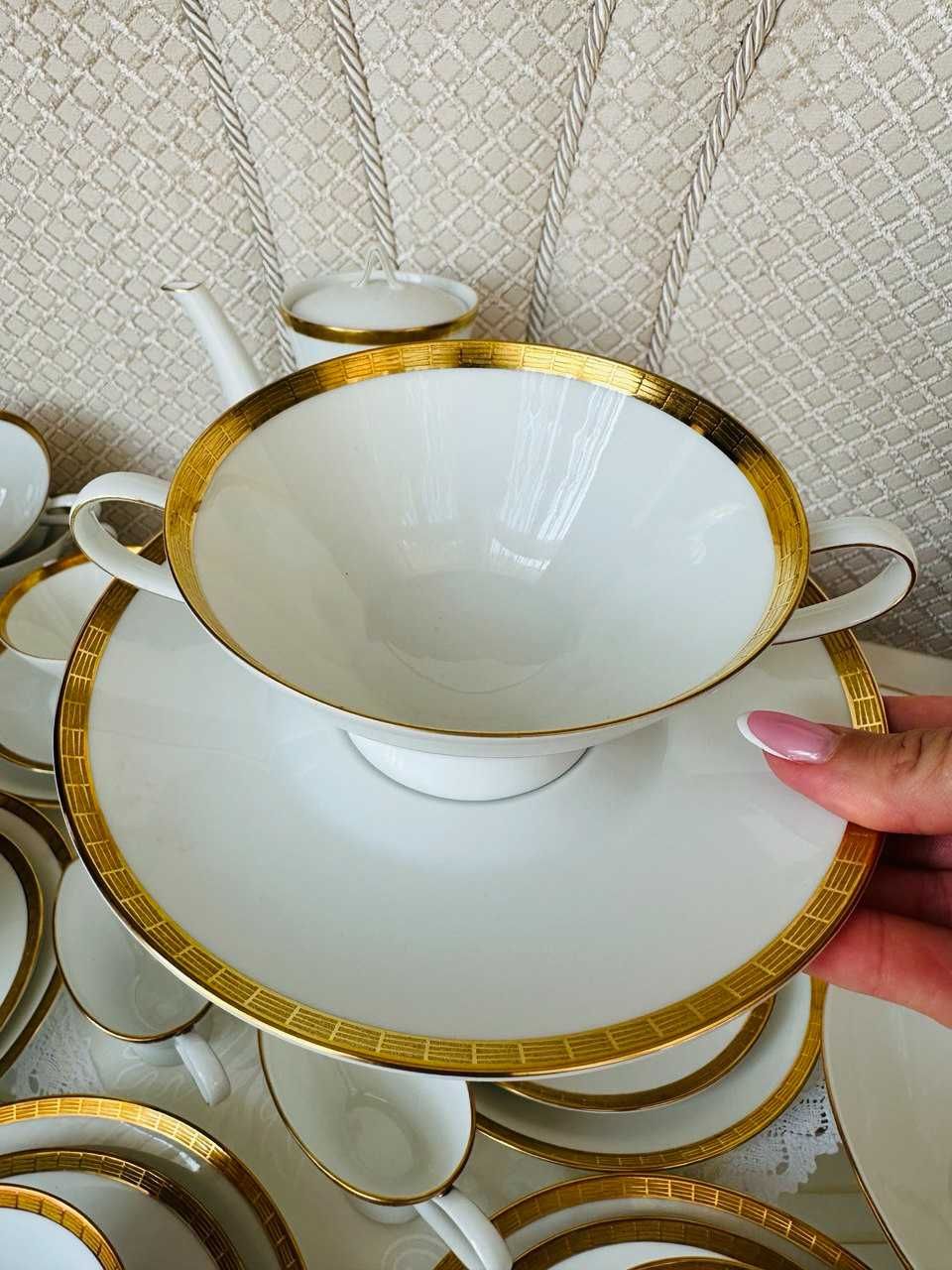 Сервіз столово-чайний Rosenthal білосніжний з золотою облямівкою 12 пр