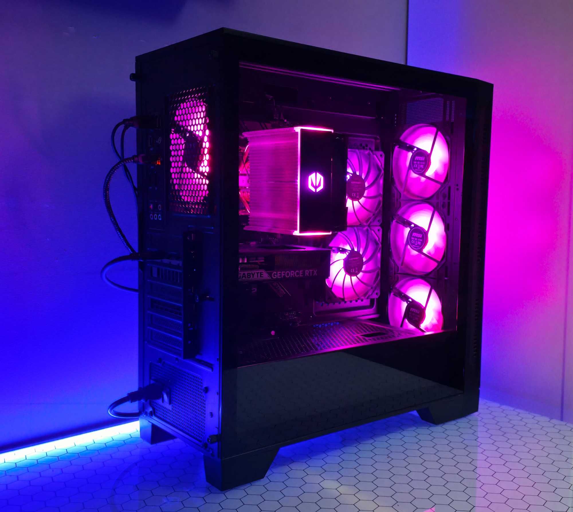 Komputer gamingowy Ryzen 5 5600, RTX 5060, DDR 4 32GB, M2 1 TB