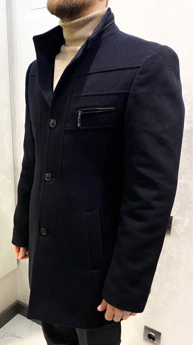 Зимове чоловіче пальто