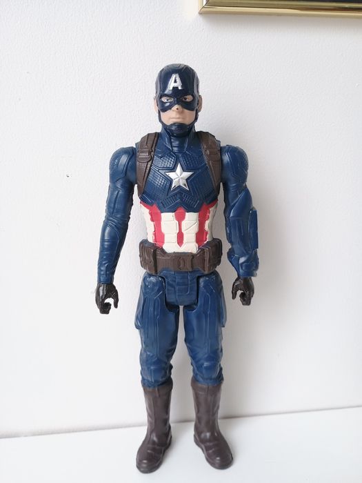 Figurka Kapitan Ameryka