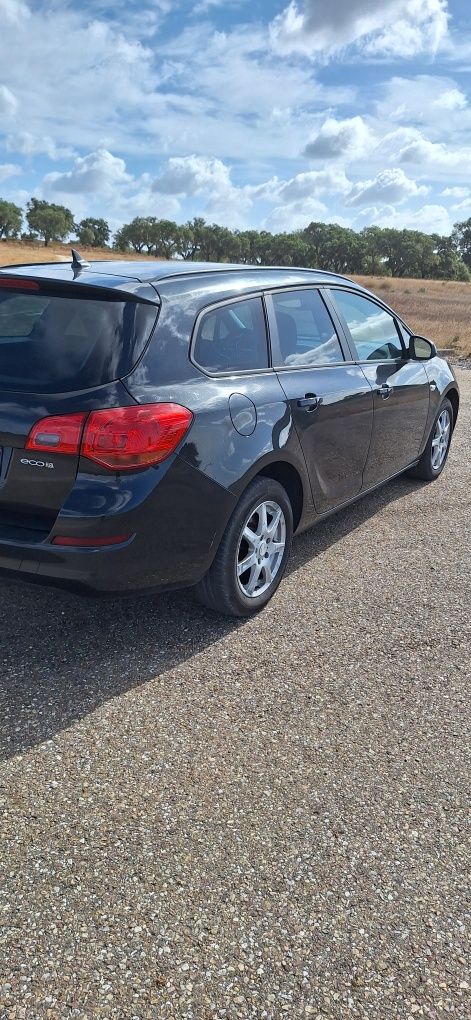 Opel astra j sport tourer