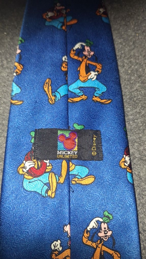 krawat kolekcjonerów Goofy Mickey Unlymited Disney  tie