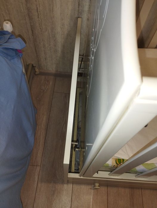 Продам детскую кроватку