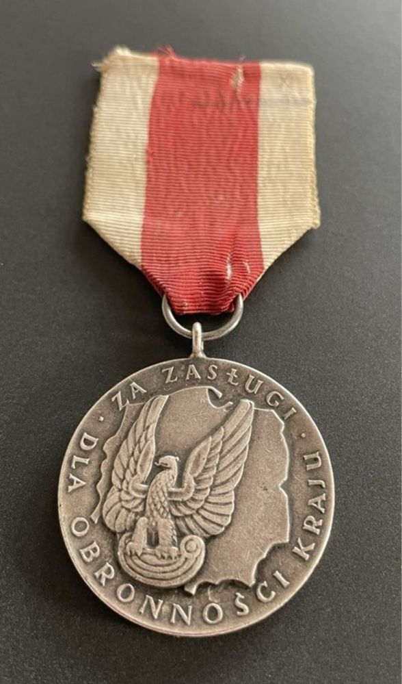 Srebrny medal Za Zasługi dla Obronności Kraju LWP