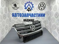 Решотка бампера Гольф 5 Джетта універсал Решітка бампера Golf 5 Jetta